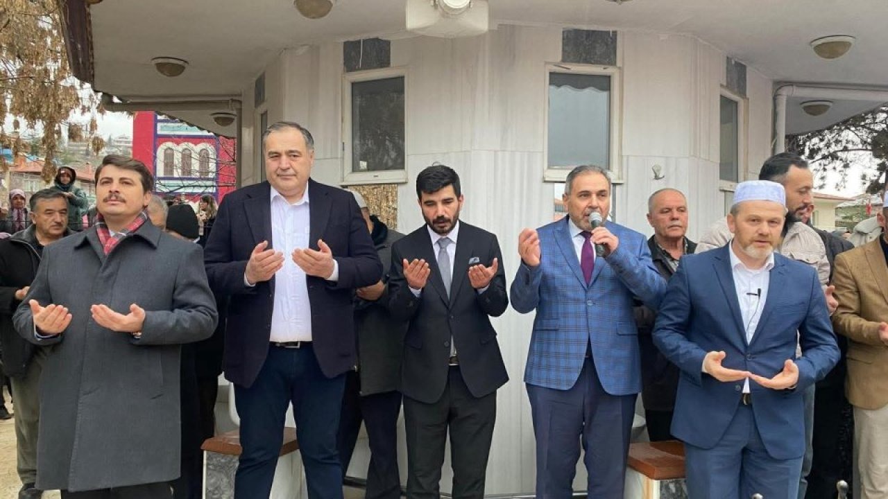 Nallıhan'dan 65 kişi umre ibadeti için kutsal topraklara uğurlandı