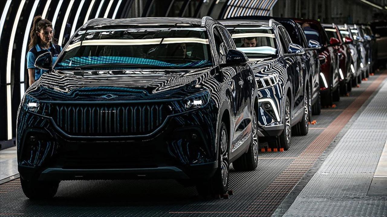 Otomobil pazarında lider