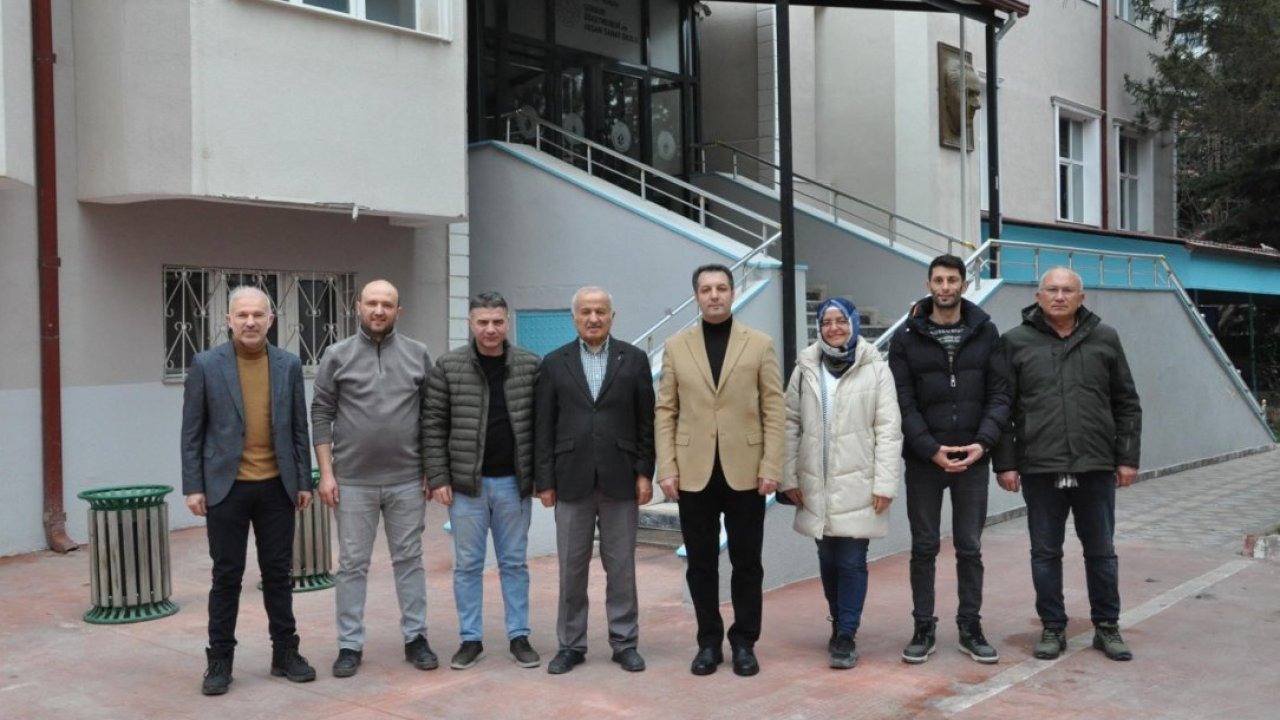 Sorgun Kaymakamı Canpolat, ilçedeki gazetecilerle buluştu