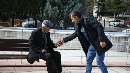 Beypazarı Belediyesi kandil simidi dağıttı