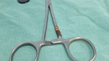 Karaman'da tuvaletini yapamayan çocuğun bağırsağından iki mıknatıs çıkarıldı