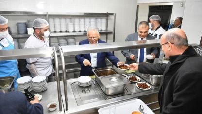 Başkan Büyükkılıç, KASKİ personeliyle bir araya geldi