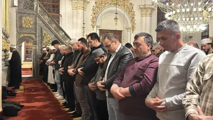 Konya, Aksaray, Karaman ve Afyonkarahisar'da ilk teravih namazı kılındı