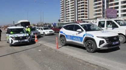 Kayseri'de otomobilin çarptığı çocuk ağır yaralandı