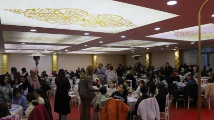 Konya'da devlet korumasındaki çocuklar ve koruyucu aileler iftarda buluştu