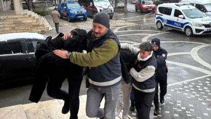 Konya'da sahte altın satmaya çalışan 3 şüpheli tutuklandı