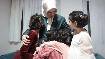 Bakan Göktaş, şehit aileleri ve devlet himayesindeki çocukları ziyaret etti