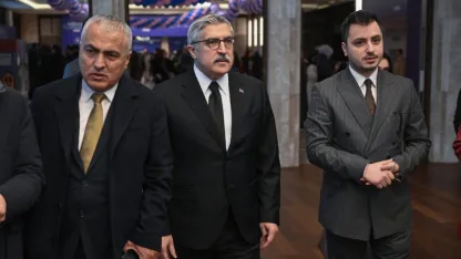 AK Parti Genel Başkan Yardımcısı Yayman, "Külliye'de Ramazan" etkinlik alanını ziyaret etti