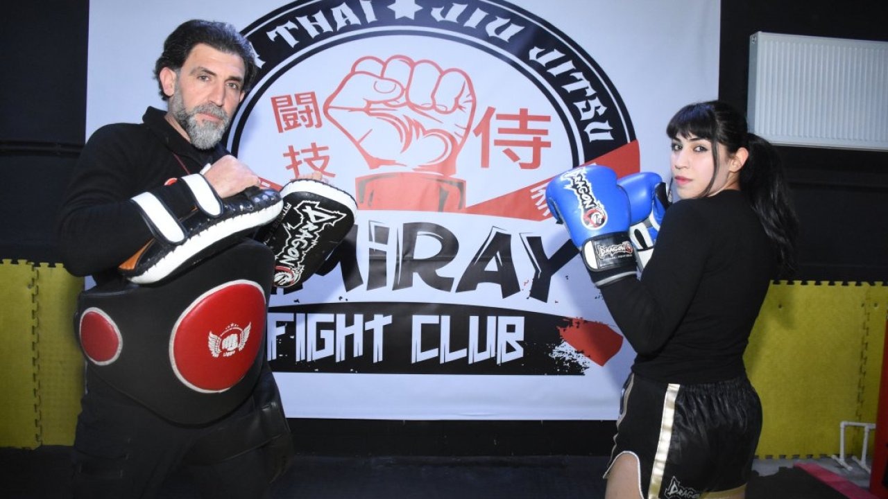 Antrenör babanın ju jitsu sporcusu kızı, başarılarıyla adını dünyaya duyurmak istiyor