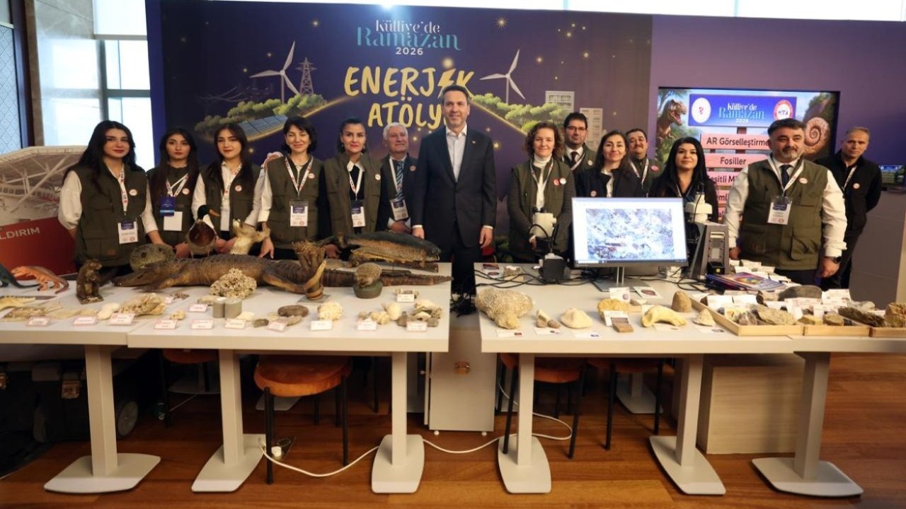 Enerji ve Tabii Kaynaklar Bakanı Bayraktar, "Külliye'de Ramazan" etkinliklerine katıldı: