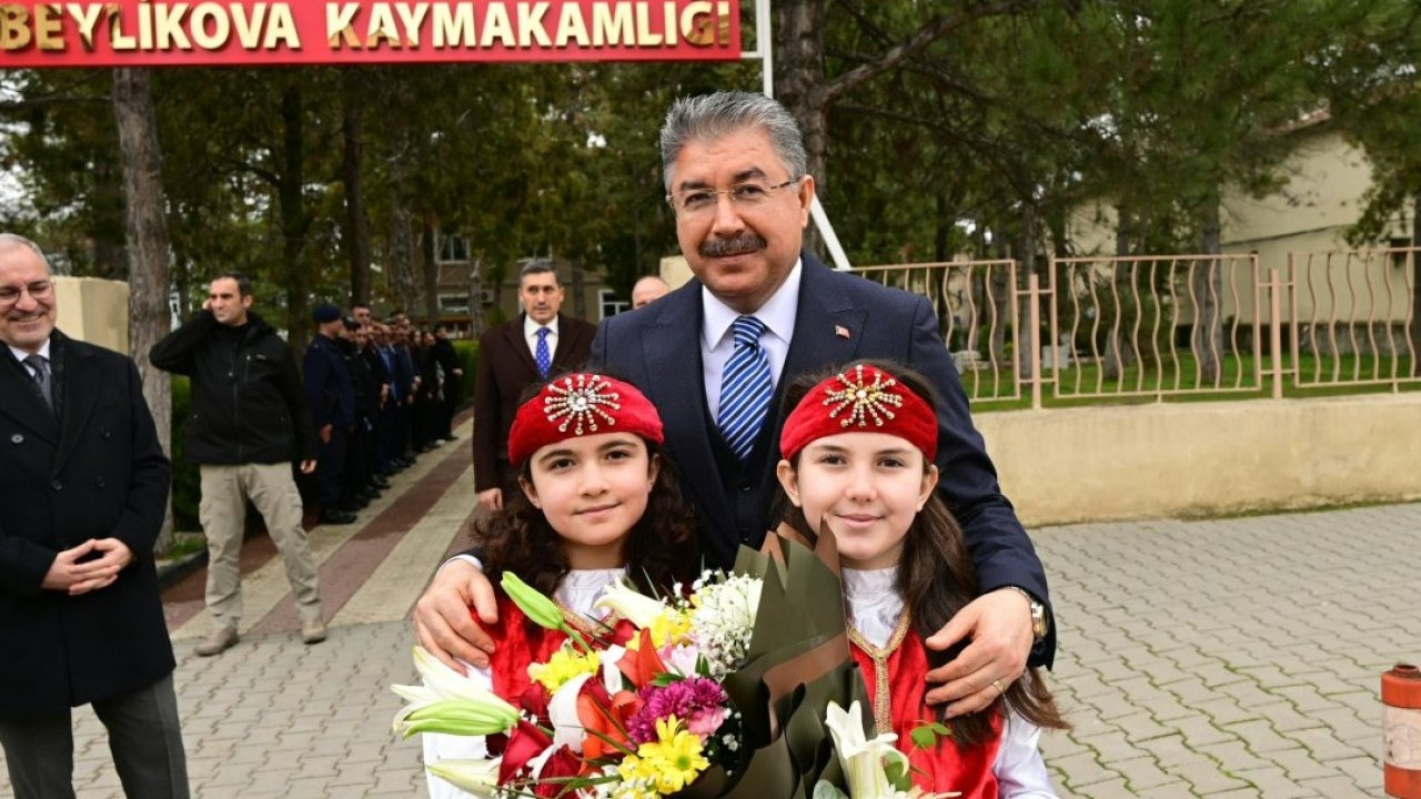 Eskişehir Valisi Yılmaz Beylikova'yı ziyaret etti