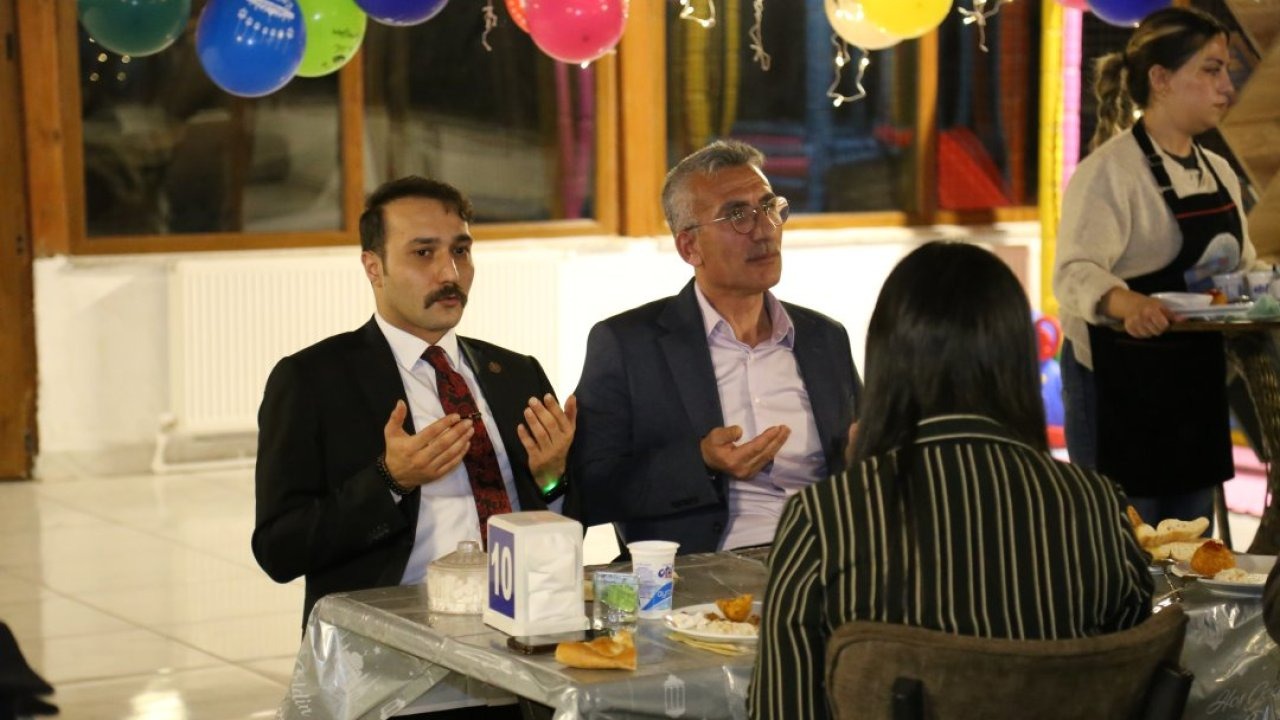 Gemerek'te şehit aileleri, gaziler ve yakınları iftar sofrasında buluştu