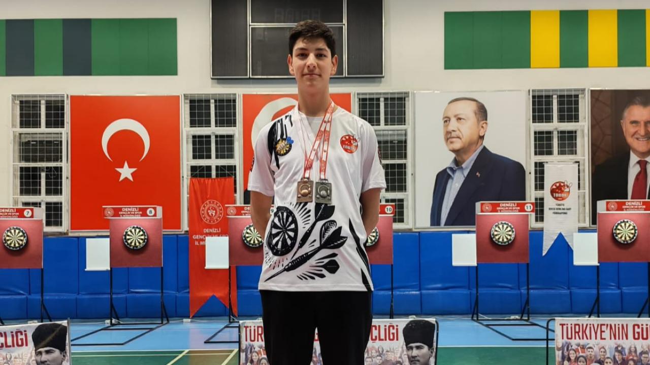 Karaman’a çifte madalya