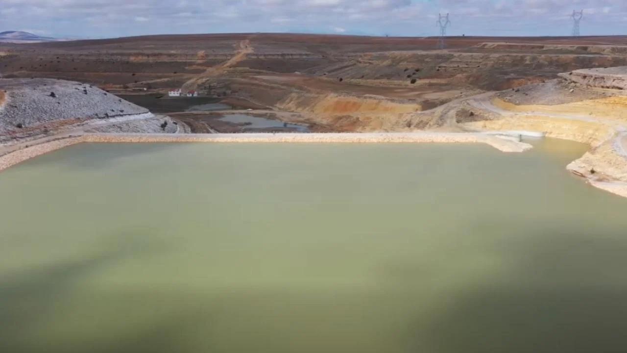 Karaman'da göletler taşıyor