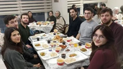 Karamanlı öğrenciler iftarda buluştu