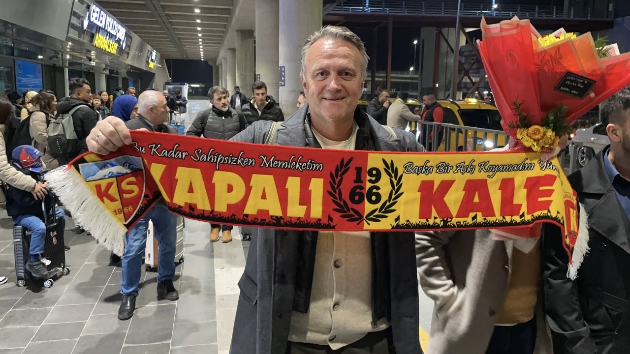 Kayserispor'un prensip anlaşmasına vardığı teknik direktör Erling Moe, kente geldi