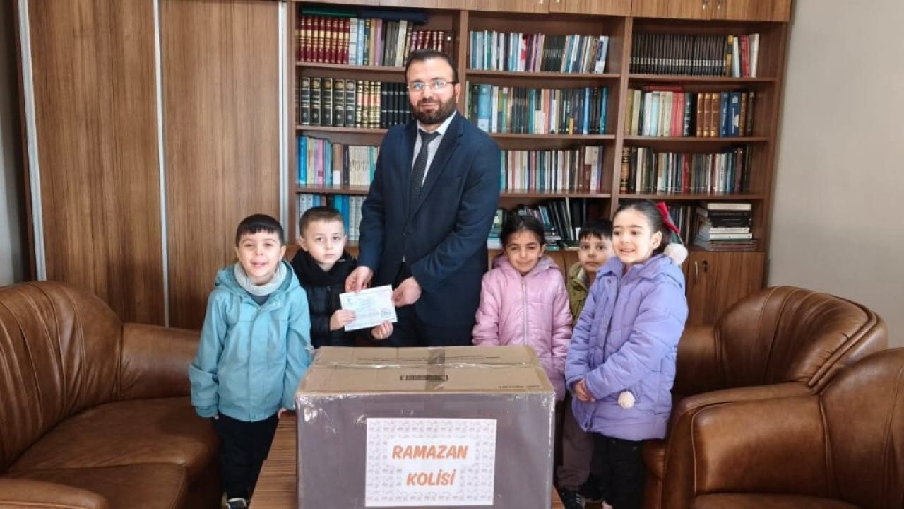 Kırıkkale'de Kur'an kursu öğrencileri yardım kolisi hazırladı