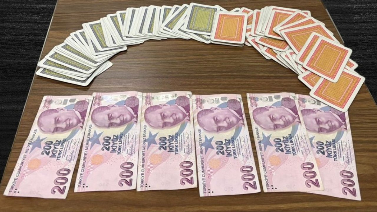 Kırşehir'de kumar oynayan 3 kişiye 34 bin 812 lira ceza kesildi
