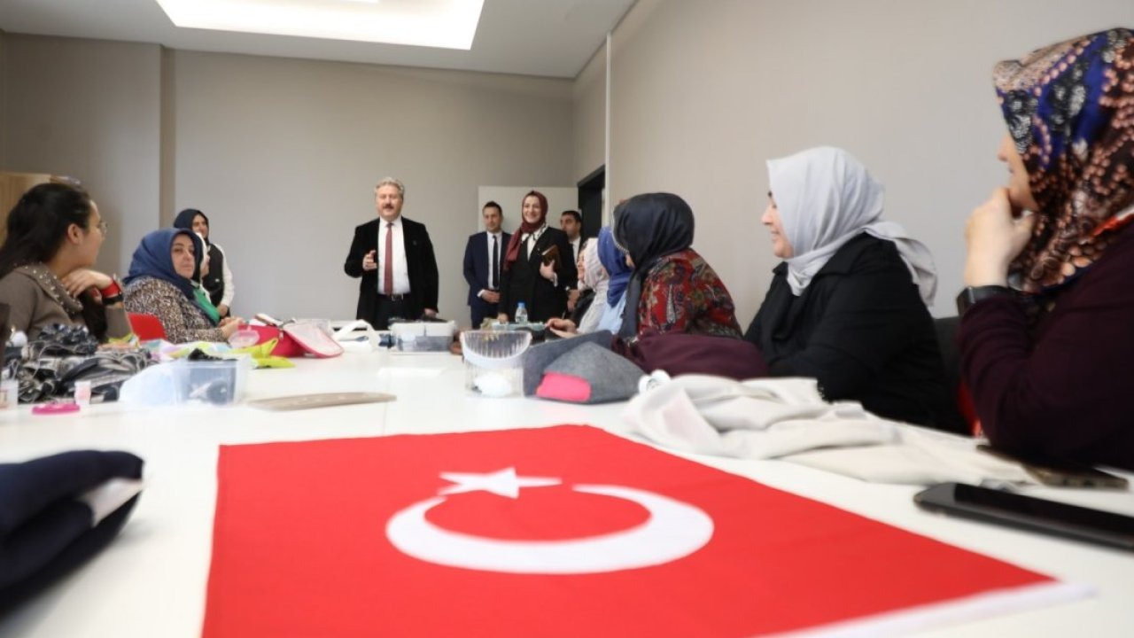 Melikgazi Belediye Başkanı Palancıoğlu, Gülük Sosyal Yaşam Merkezi'ni ziyaret etti