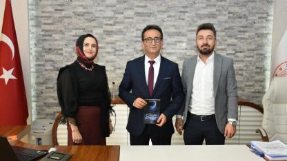 Raflardaki yerini aldı