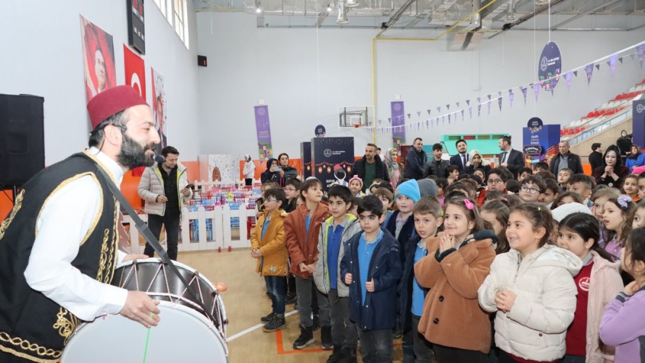 Sivas'ta "Maarifin Kalbinde Ramazan" etkinliği düzenlendi