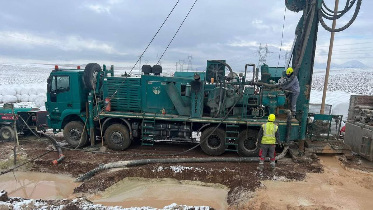 Sondaj eğitimiyle yeni bir başlangıç