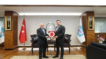 Alperen Ocakları Genel Başkanı Kocaman'dan Büyükkılıç'a ziyaret