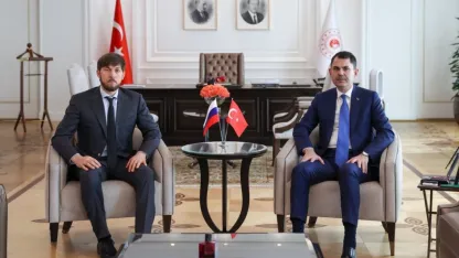 Bakan Kurum, Rusya İklim Değişikliği Özel Temsilcisi Ruslan Edelgeriyev ile görüştü