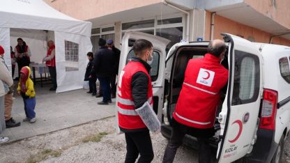 Çubuk'ta ihtiyaç sahiplerine yönelik yardımlar sürüyor