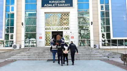 Kırşehir merkezli dolandırıcılık operasyonunda yakalanan 3 zanlı tutuklandı
