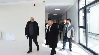 Başkan Büyükkılıç ve Türkiye Alzheimer Derneğinden Gündüz Yaşam Merkezi'ne ziyaret