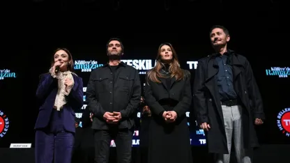 Külliye'de ramazan" etkinlikleri kapsamında "Teşkilat" dizisi oyuncuları sevenleriyle buluştu