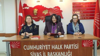 CHP Sivas Kadın Kolları Başkanı Korkmaz 8 Mart Dünya Kadınlar Günü'nü kutladı