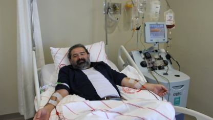 Kök hücre bağışçısı akademisyen, nakil bekleyen hastaya umut oldu