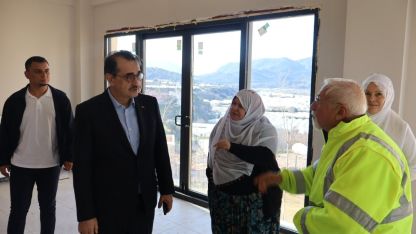 TBMM Yapay Zeka Araştırma Komisyonu Başkanı Dönmez'den Mihalgazi'ye ziyaret