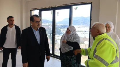 TBMM Yapay Zeka Araştırma Komisyonu Başkanı Dönmez'den Mihalgazi'ye ziyaret