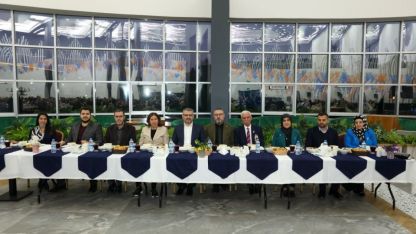 AK Parti Sivas İl Başkanlığınca şehit yakınları ve gaziler onuruna iftar programı düzenledi