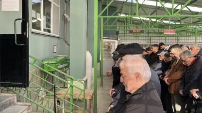 Eskişehir'de hobi bahçesinde gömülü halde bulunan Zehra Üzüm'ün cenazesi defnedildi