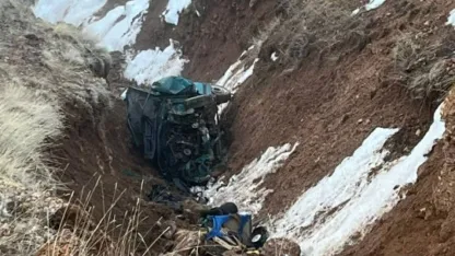 Niğde'de şarampole devrilen otomobildeki 2 kişi öldü, 2 kişi yaralandı