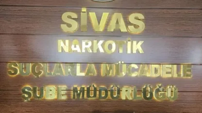 Sivas'ta uyuşturucu operasyonunda yakalanan 3 şüpheli tutuklandı