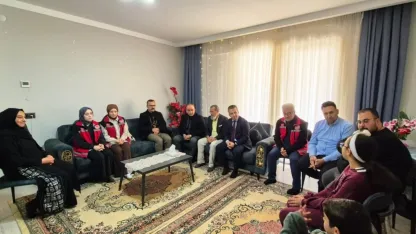 Konya’da huzurevi sakinleri yardımlarını Gazzeli aileye bağışladı