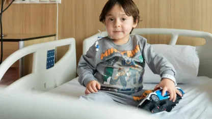 Muş'ta hemolitik anemi tanısı konan 3 yaşındaki çocuk, ambulans uçakla getirildiği Ankara'da iyileşti