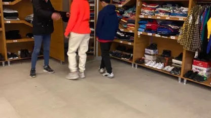 Pursaklar'da yetim çocuklara bayramlık desteği