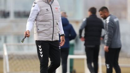 Sivasspor'un ilk hedefi play-off