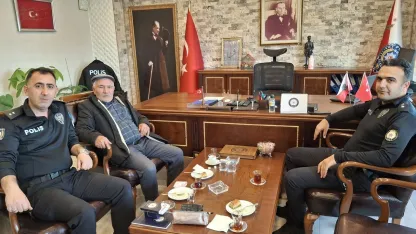 Beypazarı'nda şehit babası Tiftik’ten emniyet ve jandarmaya bayram ziyareti