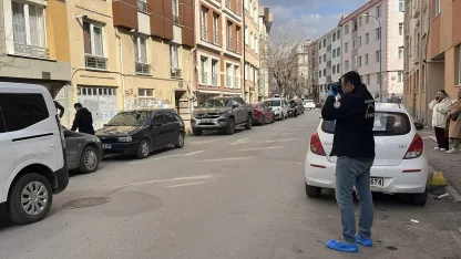 Eskişehir'de apartmanın 4'üncü katından düşen kişi ağır yaralandı