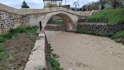 Beypazarı'nda sağanak etkili oldu