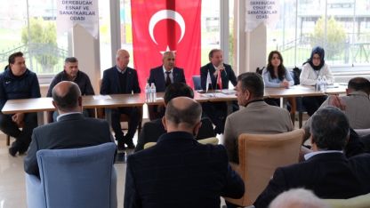 Derebucak'ta Esnaf ve Sanatkarlar Odası Başkanlığına Kenan Almaz seçildi