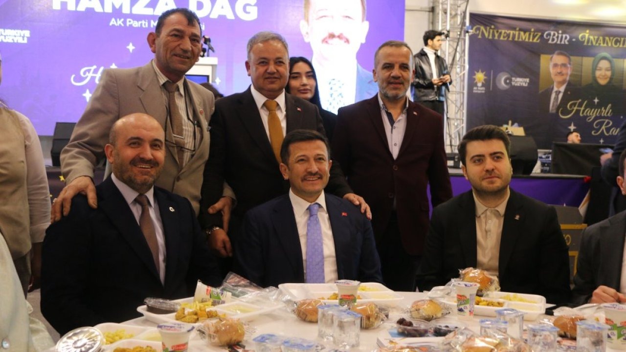 AK Parti MKYK Üyesi Dağ, Eskişehir'de partisinin iftar programına katıldı