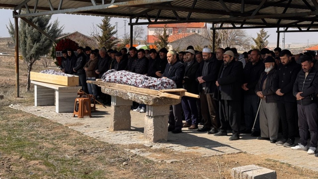 Aksaray'daki trafik kazasında ölen kuzenlerin cenazesi köylerinde toprağa verildi